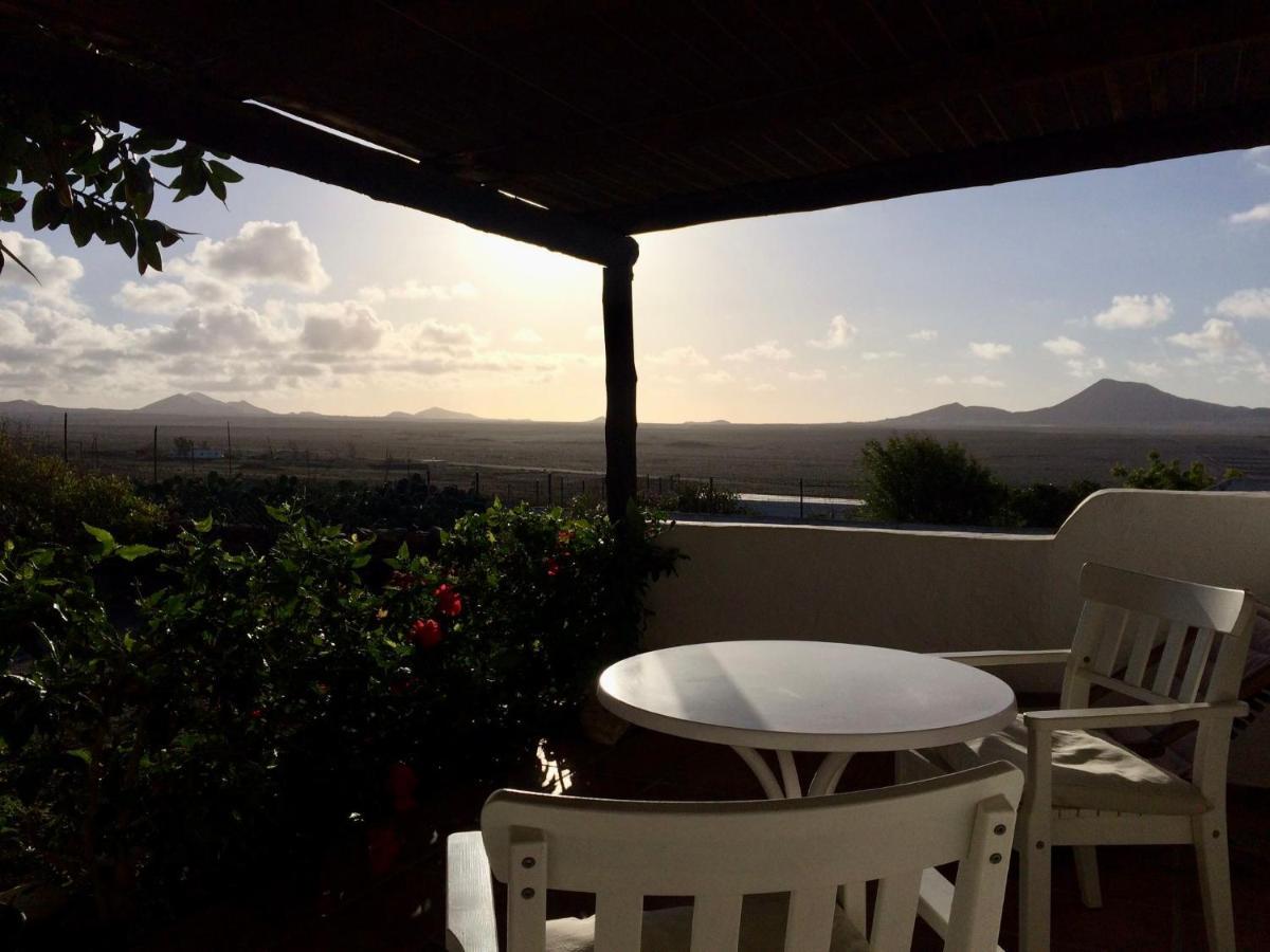 Willa Casa Famara Teguise  Zewnętrze zdjęcie