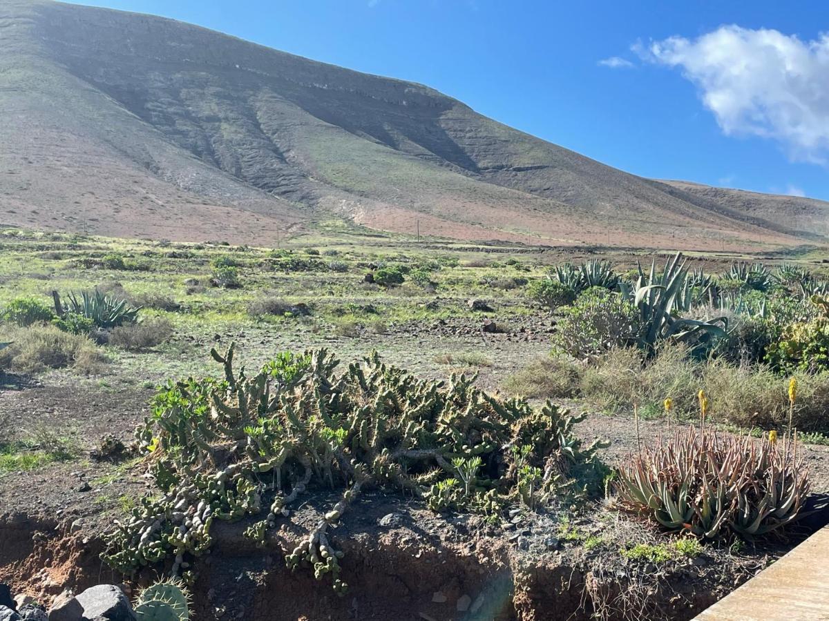 Willa Casa Famara Teguise  Zewnętrze zdjęcie