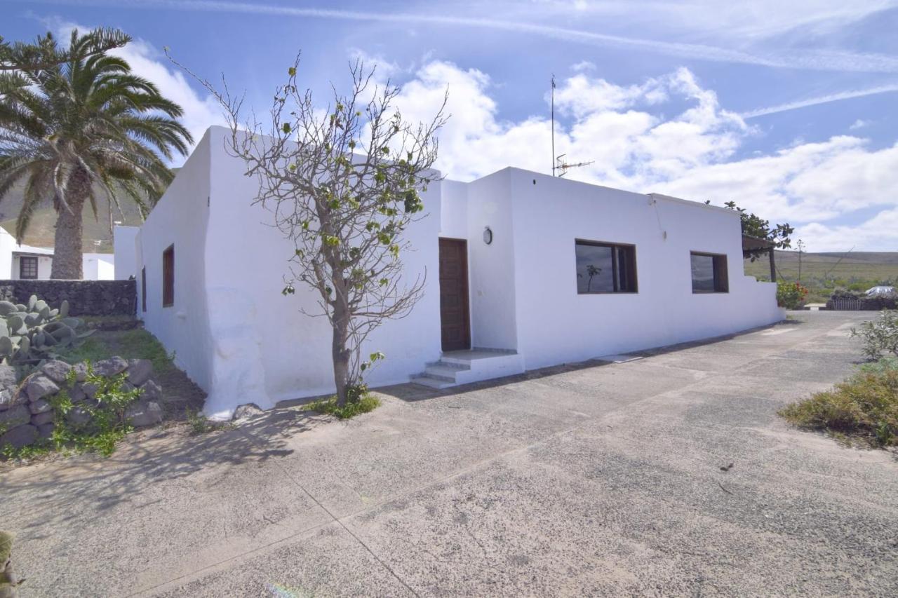 Willa Casa Famara Teguise  Zewnętrze zdjęcie