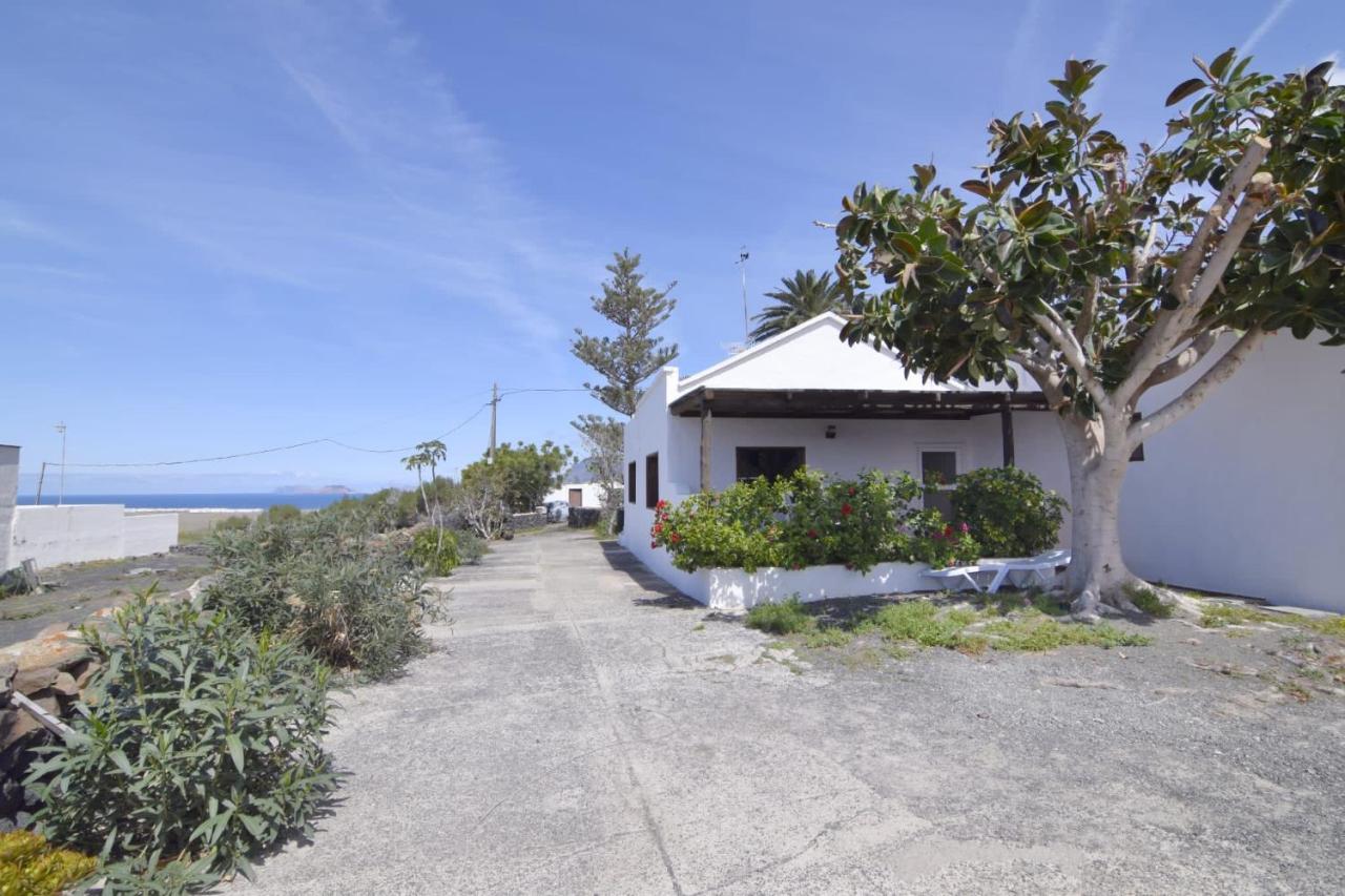 Willa Casa Famara Teguise  Zewnętrze zdjęcie
