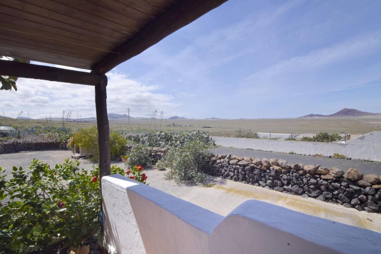 Willa Casa Famara Teguise  Zewnętrze zdjęcie